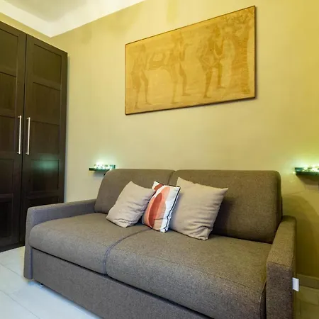 Monolocale Vicino Alla Stazione E All'expo * Генуя