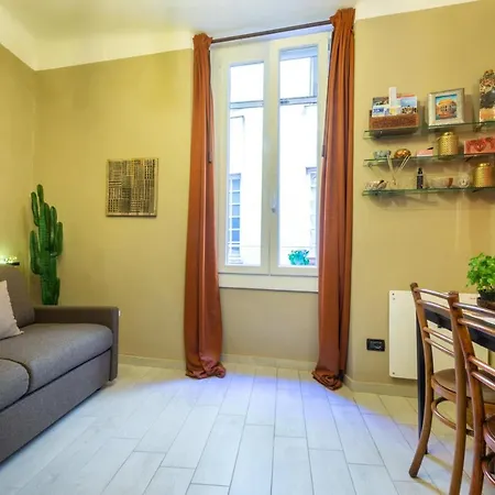 Monolocale Vicino Alla Stazione E All'expo Апартаменты