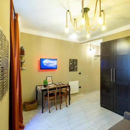 Monolocale Vicino Alla Stazione E All'expo Генуя