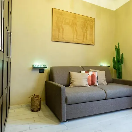 Monolocale Vicino Alla Stazione E All'expo Апартаменты